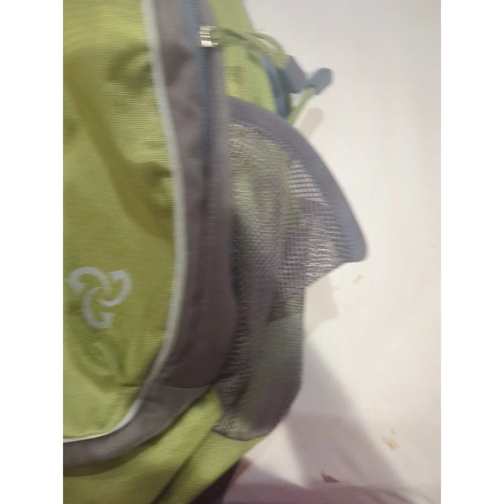 Osprey Hydration Backpack Olive Green Hiking Cycling Daypack No Bladder
